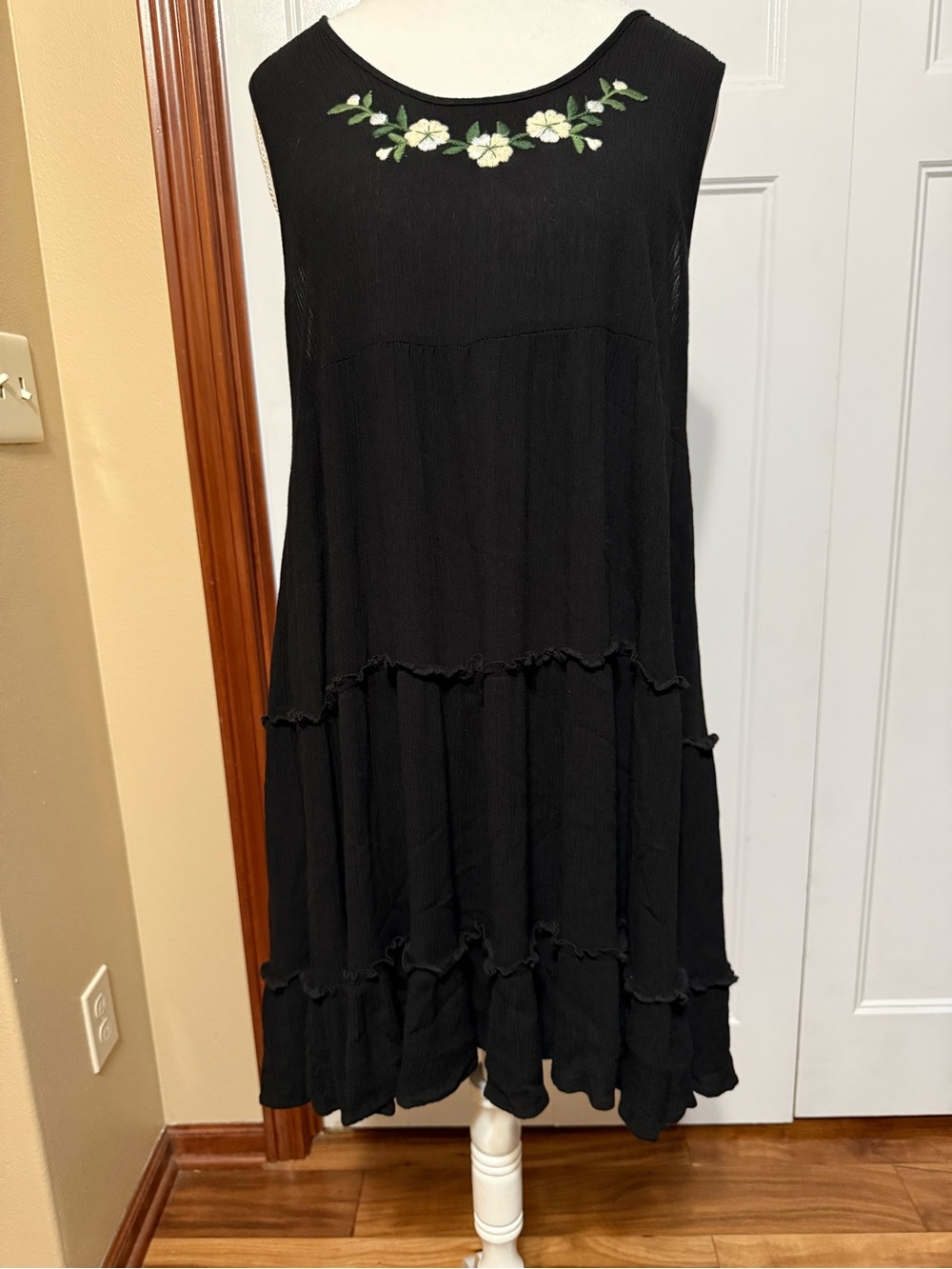 Karen Kane Black Sleeveless Tiered Dress with Floral Neck Embroidery